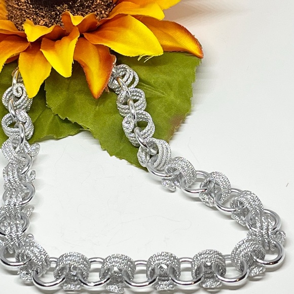 Silver Necklace - Picture 5 of 5